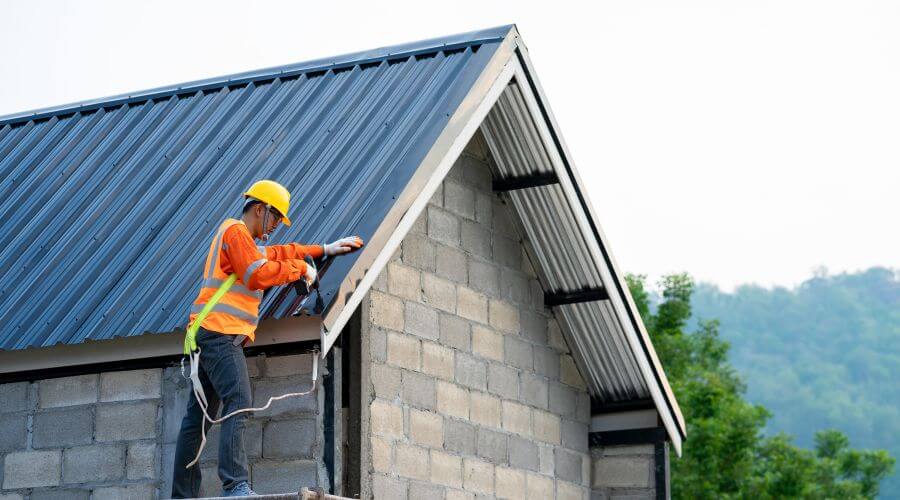 Professional New roof installation in Montreal, WI